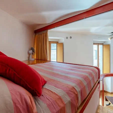 Piazza Santa Maria In Trastevere Cozy Flat Apartment *