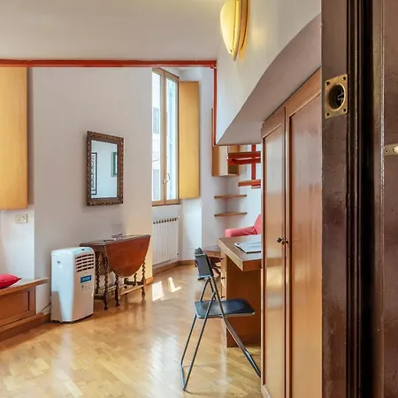 Piazza Santa Maria In Trastevere Cozy Flat *